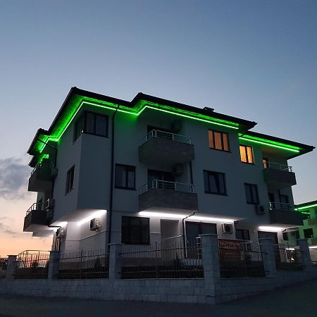Emerald Hills Aparthotel Sozopol Exteriör bild