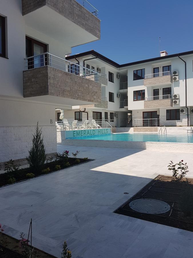 Emerald Hills Aparthotel Sozopol Exteriör bild