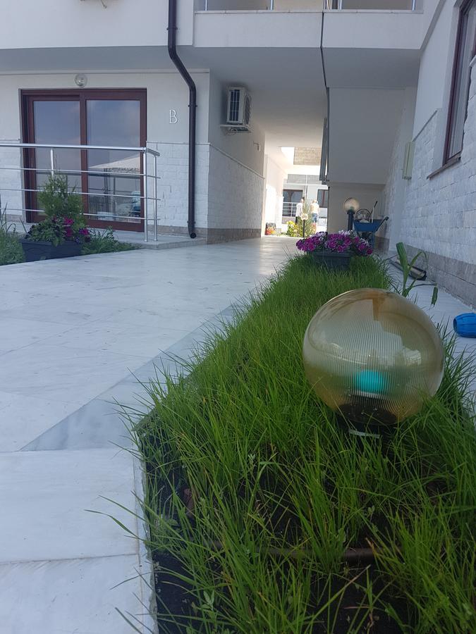 Emerald Hills Aparthotel Sozopol Exteriör bild