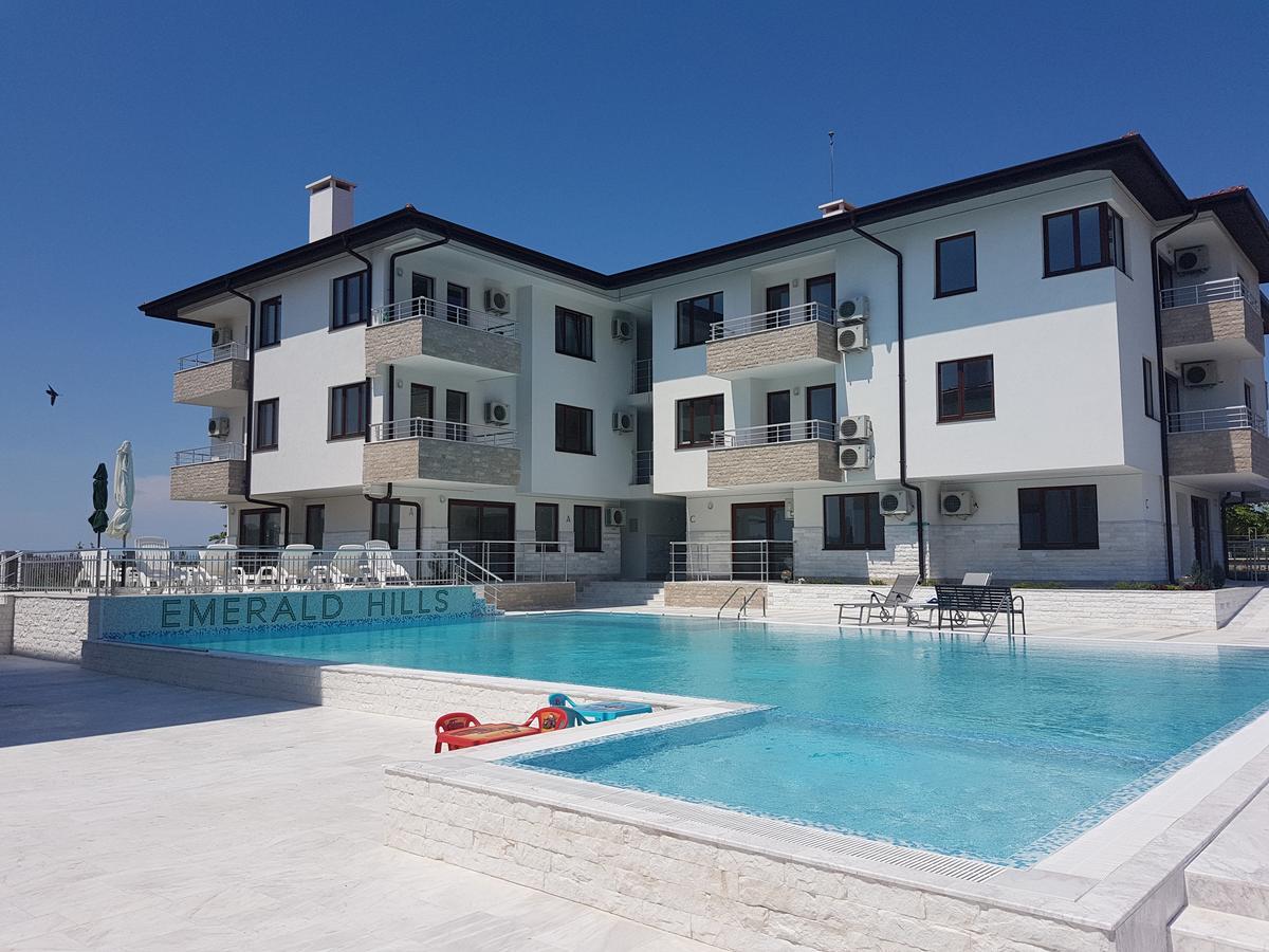 Emerald Hills Aparthotel Sozopol Exteriör bild