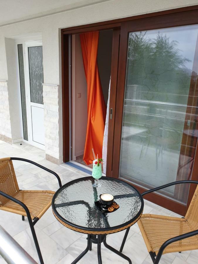 Emerald Hills Aparthotel Sozopol Exteriör bild